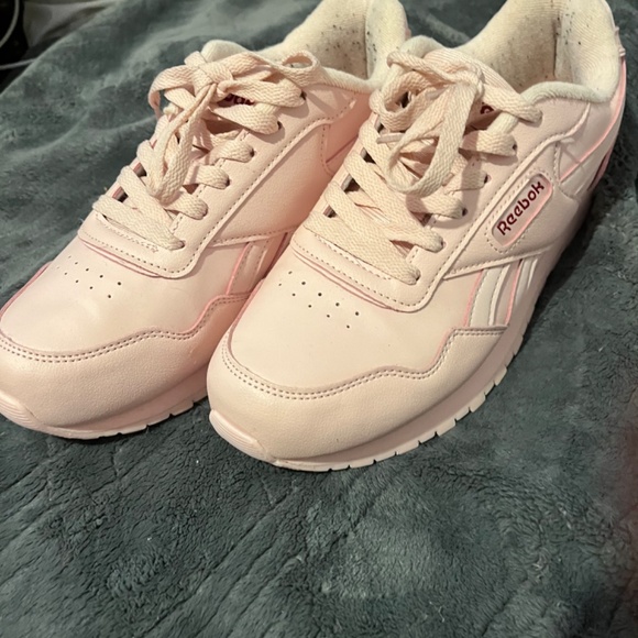 Pink Reeboks - Picture 2 of 3